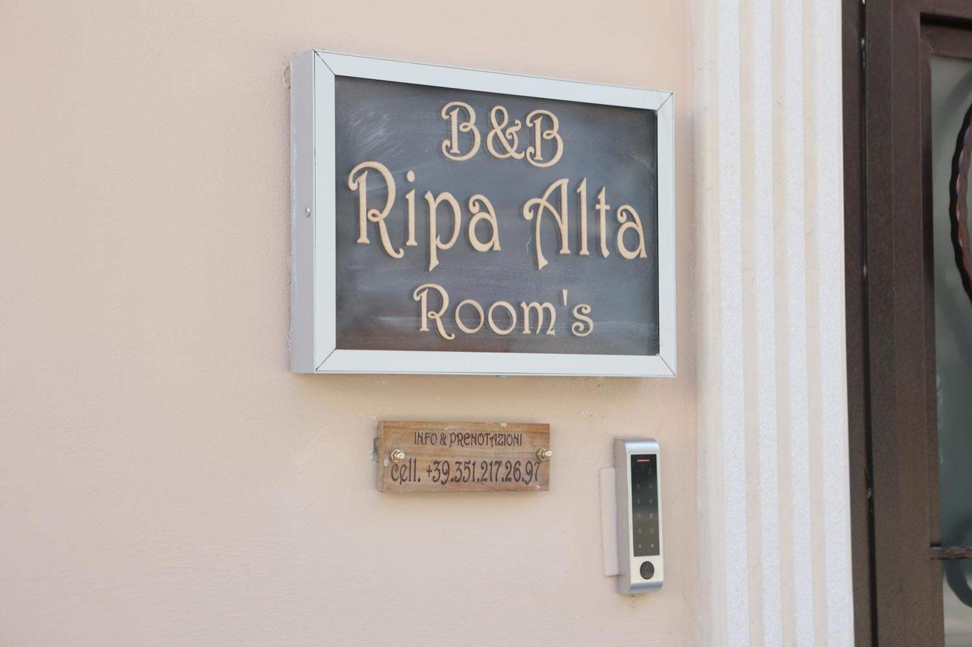 Ripa Alta Room'S Чериньола Екстериор снимка